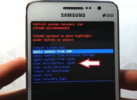 Frissítés alkalmazása az ADB opcióból a Samsung Galaxy alkalmazásban