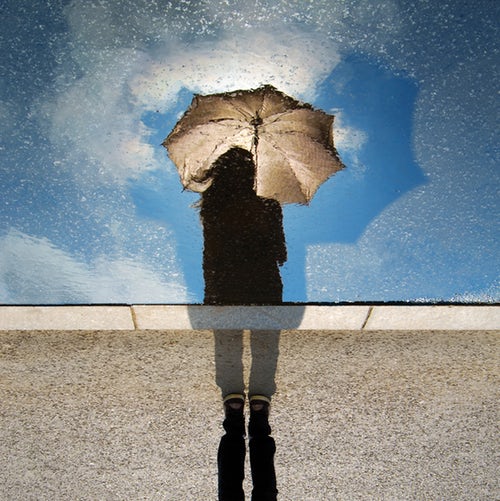 őszi fotó ötletek Instagram - elmélkedés esernyővel